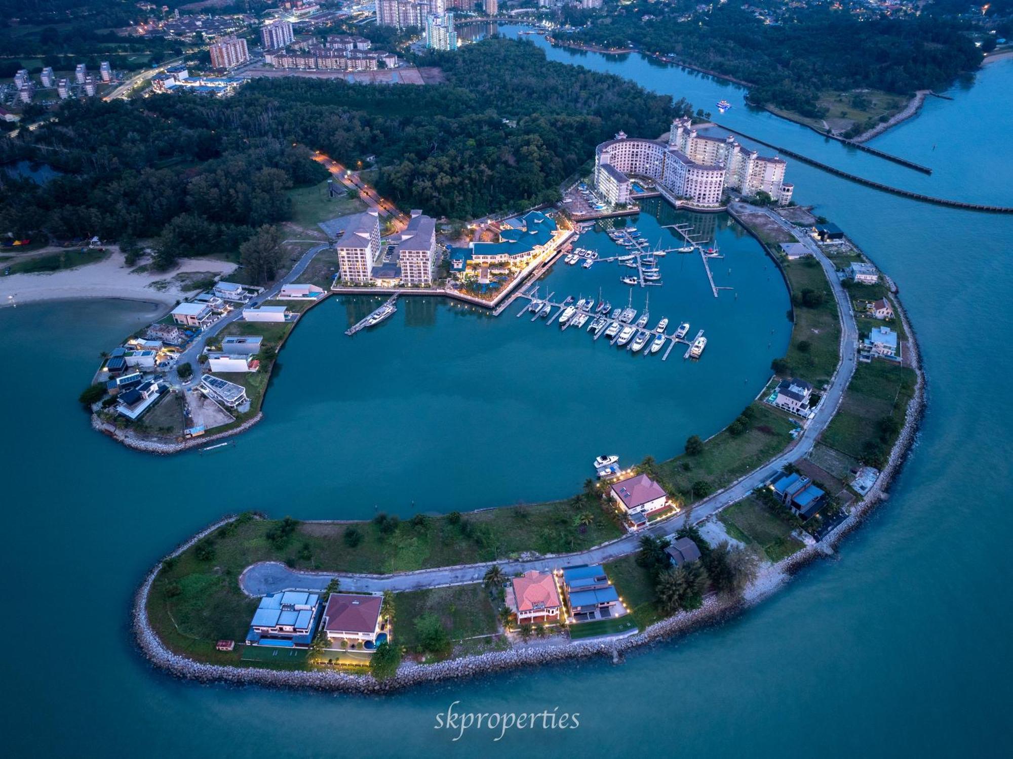 Seaview Suites At Admiral Bay Порт-Діксон Екстер'єр фото